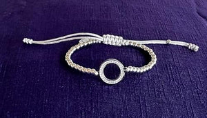 OCHRANA Pulsera ajustable de acero inoxidable con dije de circulo con zirconia de 4mm