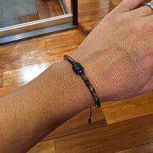 Cargar imagen en el visor de la galería, OCHRANA Pulsera ajustable de ojo de tigre cilindrico con hematita y piedra volcanica de 4mm
