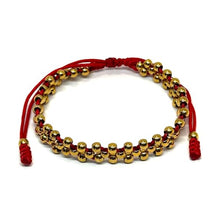 Cargar imagen en el visor de la galería, OCHRANA Pulsera ajustable de macramé roja con cuentas de acero inoxidable doradas de 4mm
