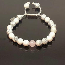 Cargar imagen en el visor de la galería, Ochrana Pulsera Ajustable de howlita Blanca y Cuarzo Rosa de 8mm
