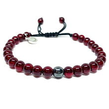 Cargar imagen en el visor de la galería, Pulsera ajustable de cristal rojo y hematita de 6mm
