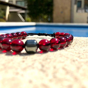 Ochrana Pulsera Ajustable de Cristal Rojo y hematita de 8mm - Ochrana México