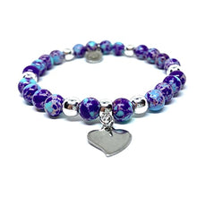 Cargar imagen en el visor de la galería, OCHRANA Pulsera elástica de 17.5 cm de piedra de jaspe sedimento morado de 6mm con dije de acero de corazón
