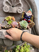 Cargar imagen en el visor de la galería, OCHRANA Pulsera ajustable de obsidiana con acero inoxidable de 6mm
