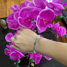 Cargar imagen en el visor de la galería, OCHRANA Pulsera ajustable de cristal facetado color azul y morado con blanco
