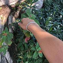 Cargar imagen en el visor de la galería, Ochrana Pulsera Ajustable de hematita Plateada de 6mm - Ochrana México
