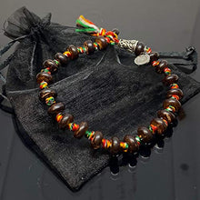 Cargar imagen en el visor de la galería, Ochrana Pulsera Budista de 20 cm de cascara de Coco con Hilo de Colores de 8mm
