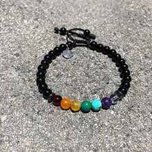 Cargar imagen en el visor de la galería, Pulsera Ajustable de los 7 Chakras con Agatha Negra de 6mm - Ochrana México
